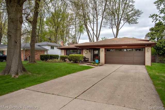 19780 Butternut Lane, Southfield, MI 48076