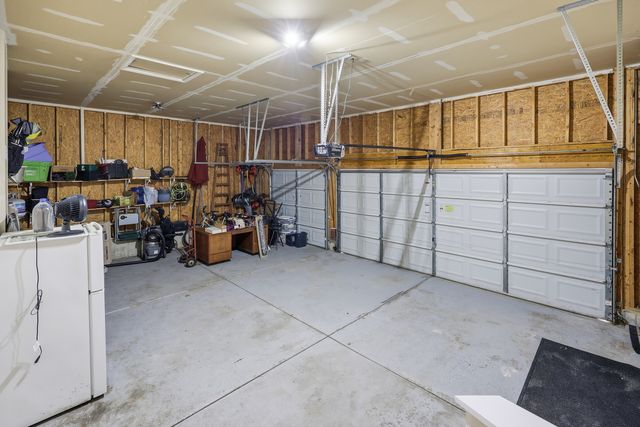 3328 Chase Lane, Elgin, IL 60124