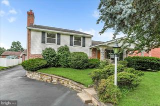 400 KENNERLY RD, Springfield, PA 19064