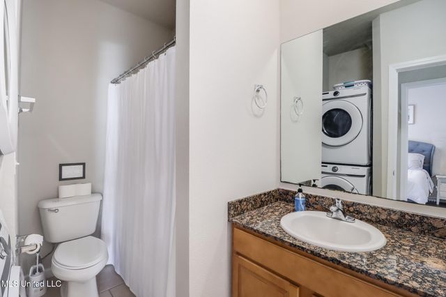 1131 Century Oaks Drive, A, Gulfport, MS 39507