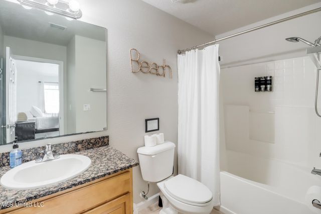 1131 Century Oaks Drive, A, Gulfport, MS 39507
