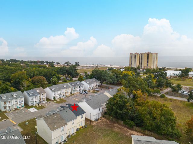 1131 Century Oaks Drive, A, Gulfport, MS 39507