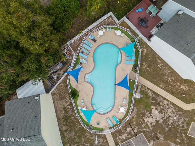1131 Century Oaks Drive, A, Gulfport, MS 39507
