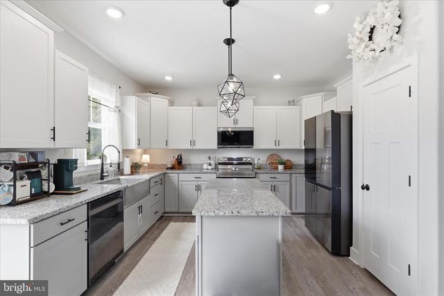 9404 ROBERT E LEE DR, Spotsylvania, VA 22551