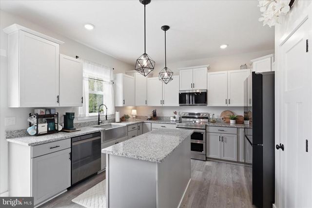 9404 ROBERT E LEE DR, Spotsylvania, VA 22551