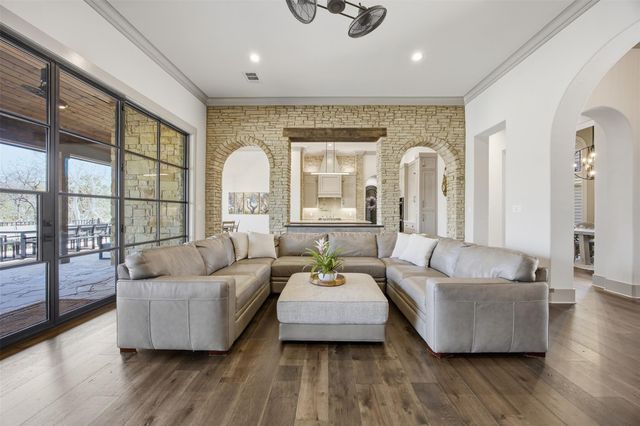 2753 Springwood LN, Georgetown, TX 78628