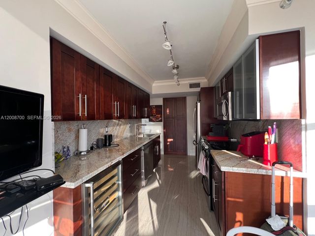 3530 Mystic Pointe Dr 1605, Aventura, FL 33180
