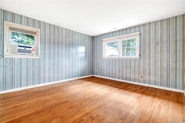 2 Forest Knoll Drive, Suffern, NY 10901