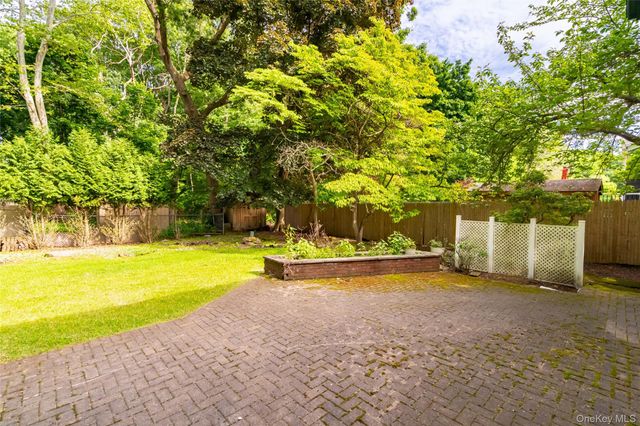 2 Forest Knoll Drive, Suffern, NY 10901