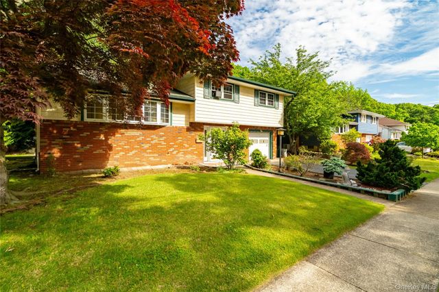 2 Forest Knoll Drive, Suffern, NY 10901