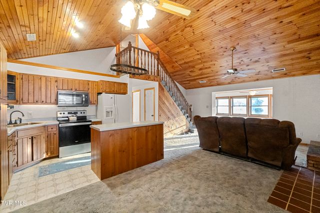 604 Sandy Valley Road, Rogersville, TN 37857