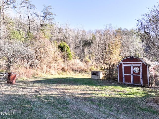 604 Sandy Valley Road, Rogersville, TN 37857