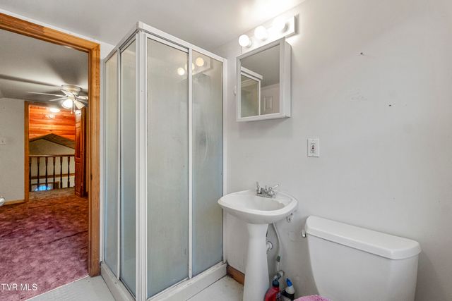 604 Sandy Valley Road, Rogersville, TN 37857