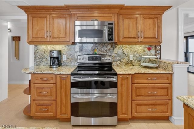 1910 Virginia AVE 1103, Fort Myers, FL 33901