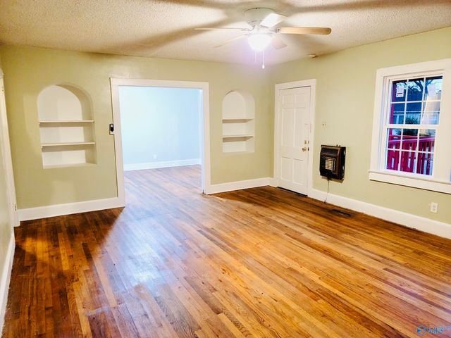 922 Windsor Street, Gadsden, AL 35903