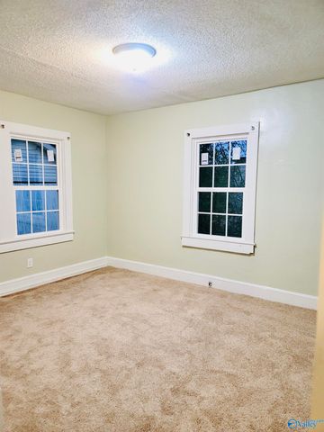 922 Windsor Street, Gadsden, AL 35903