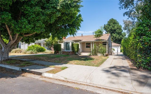 2526 Purdue, Los Angeles, CA 90064