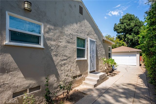 2526 Purdue, Los Angeles, CA 90064