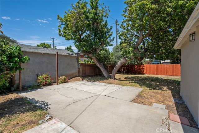 2526 Purdue, Los Angeles, CA 90064