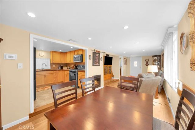 21500 Lassen St. 193, Chatsworth, CA 91311