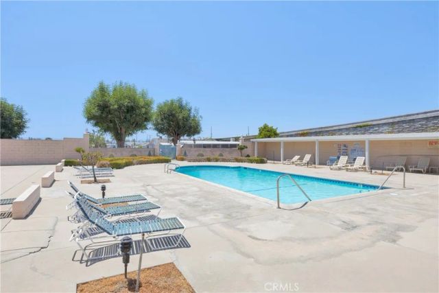 21500 Lassen St. 193, Chatsworth, CA 91311