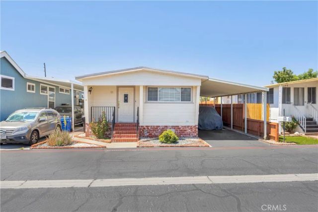 21500 Lassen St. 193, Chatsworth, CA 91311