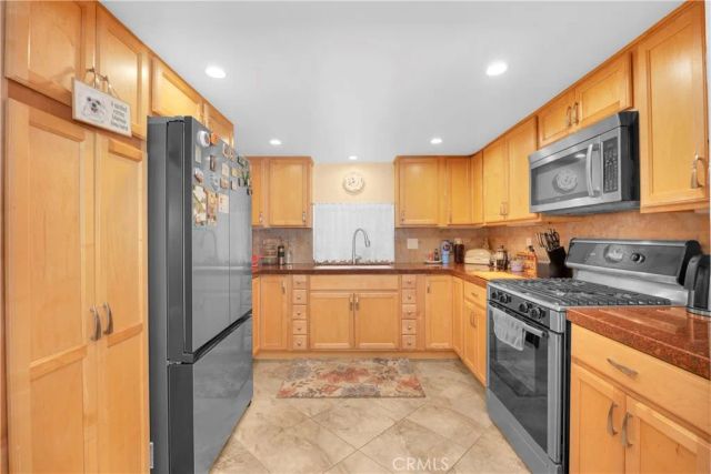 21500 Lassen St. 193, Chatsworth, CA 91311