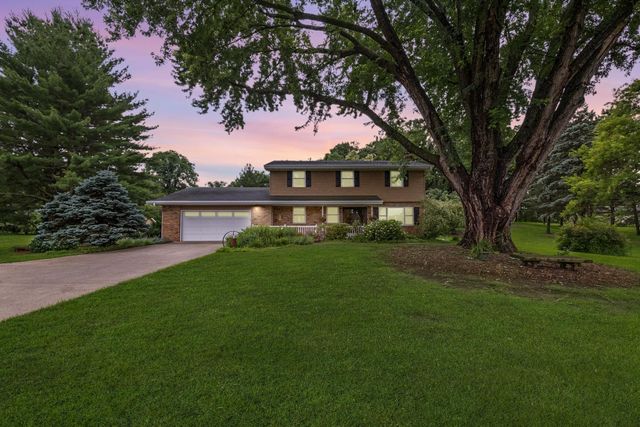 1616 Ridge Drive NE, Rochester, MN 55906