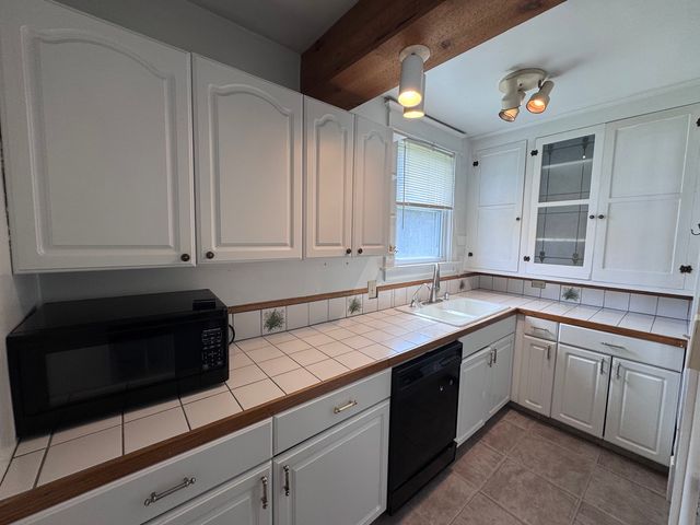 1119 38TH Street, Rock Island, IL 61201