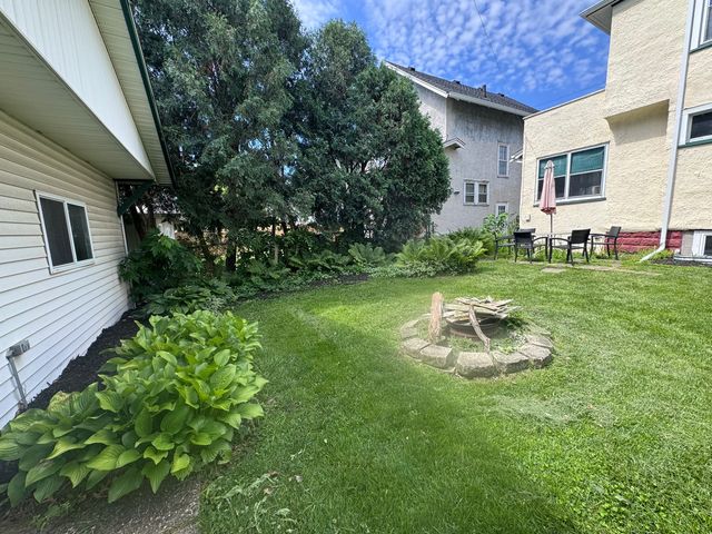 1119 38TH Street, Rock Island, IL 61201