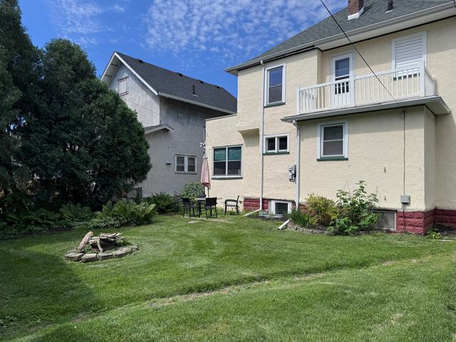 1119 38TH Street, Rock Island, IL 61201