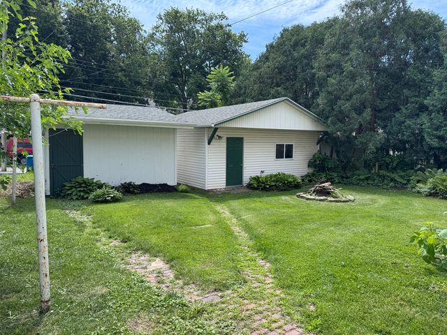 1119 38TH Street, Rock Island, IL 61201