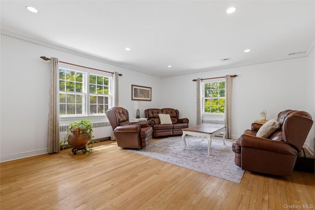 1 Hunting Ridge Road, White Plains, NY 10605