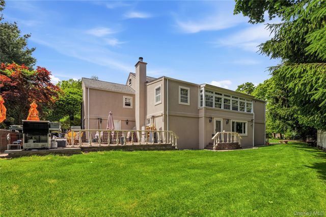 1 Hunting Ridge Road, White Plains, NY 10605