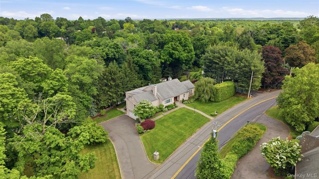 1 Hunting Ridge Road, White Plains, NY 10605