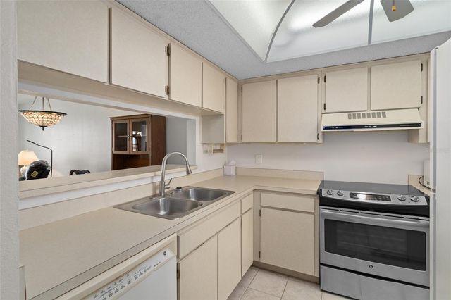 8211 BRENT STREET 836, Port Richey, FL 34668