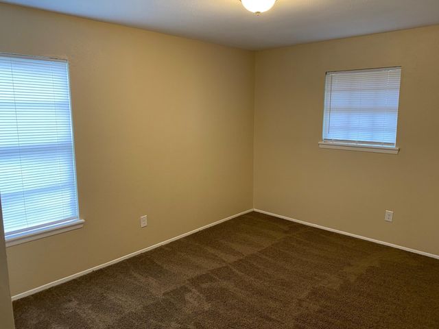 112 County Road 921, Angleton, TX 77515