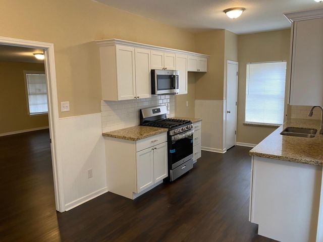 112 County Road 921, Angleton, TX 77515
