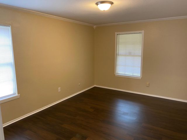 112 County Road 921, Angleton, TX 77515