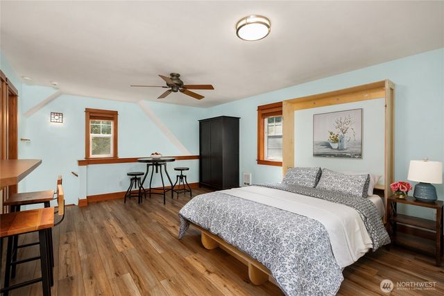 14340 Shasta Lane NE, Bainbridge Island, WA 98110