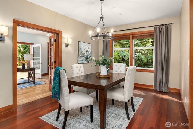 14340 Shasta Lane NE, Bainbridge Island, WA 98110