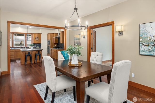 14340 Shasta Lane NE, Bainbridge Island, WA 98110