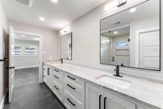 2223 Hialeah Drive, Houston, TX 77018