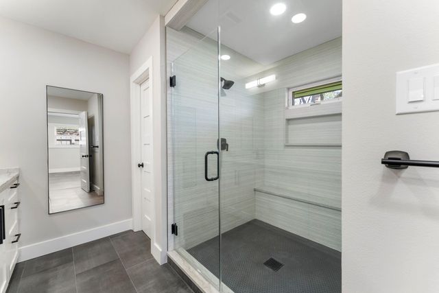 2223 Hialeah Drive, Houston, TX 77018