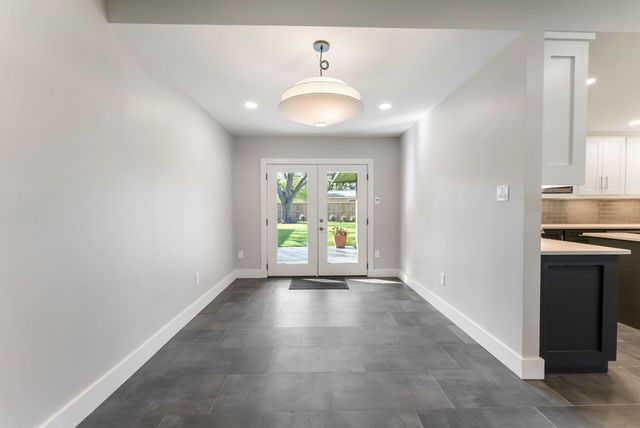 2223 Hialeah Drive, Houston, TX 77018