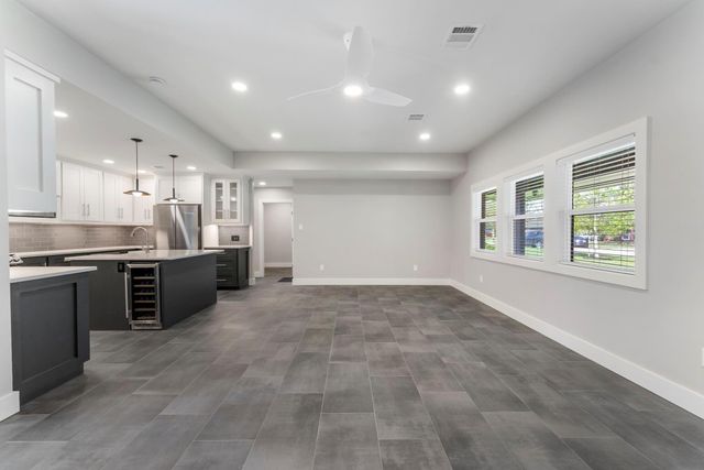 2223 Hialeah Drive, Houston, TX 77018