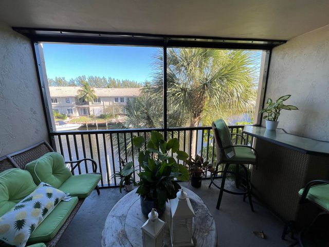 1 Royal Palm Way 3050, Boca Raton, FL 33432