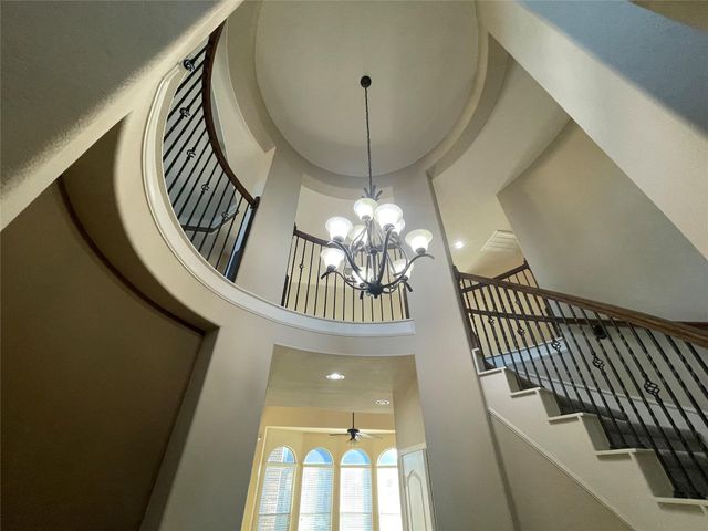 13102 Spear Trail Court, Rosharon, TX 77583