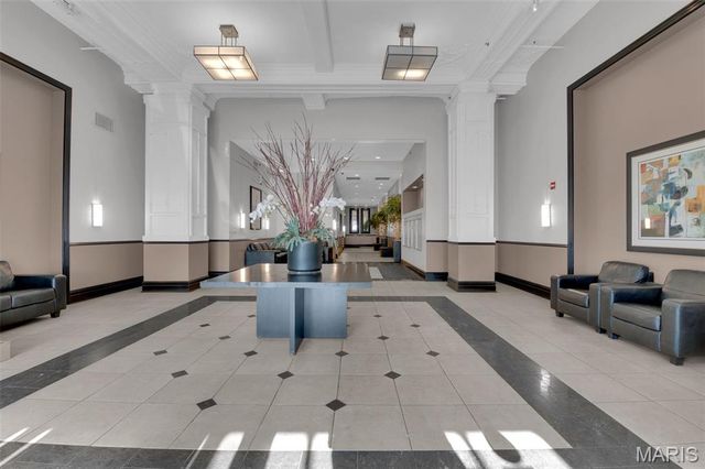 1501 Locust Street 1102, St Louis, MO 63103