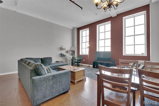 1501 Locust Street 1102, St Louis, MO 63103